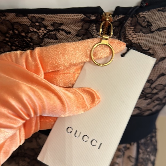 GUCCI SNAKE BLACK EMBROIDERY Silk Lined CHANTILLY LACE DRESS SIZE 42 IT - Picture 7 of 11